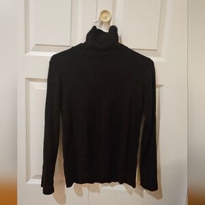 Uniqlo Wool Black Turtleneck